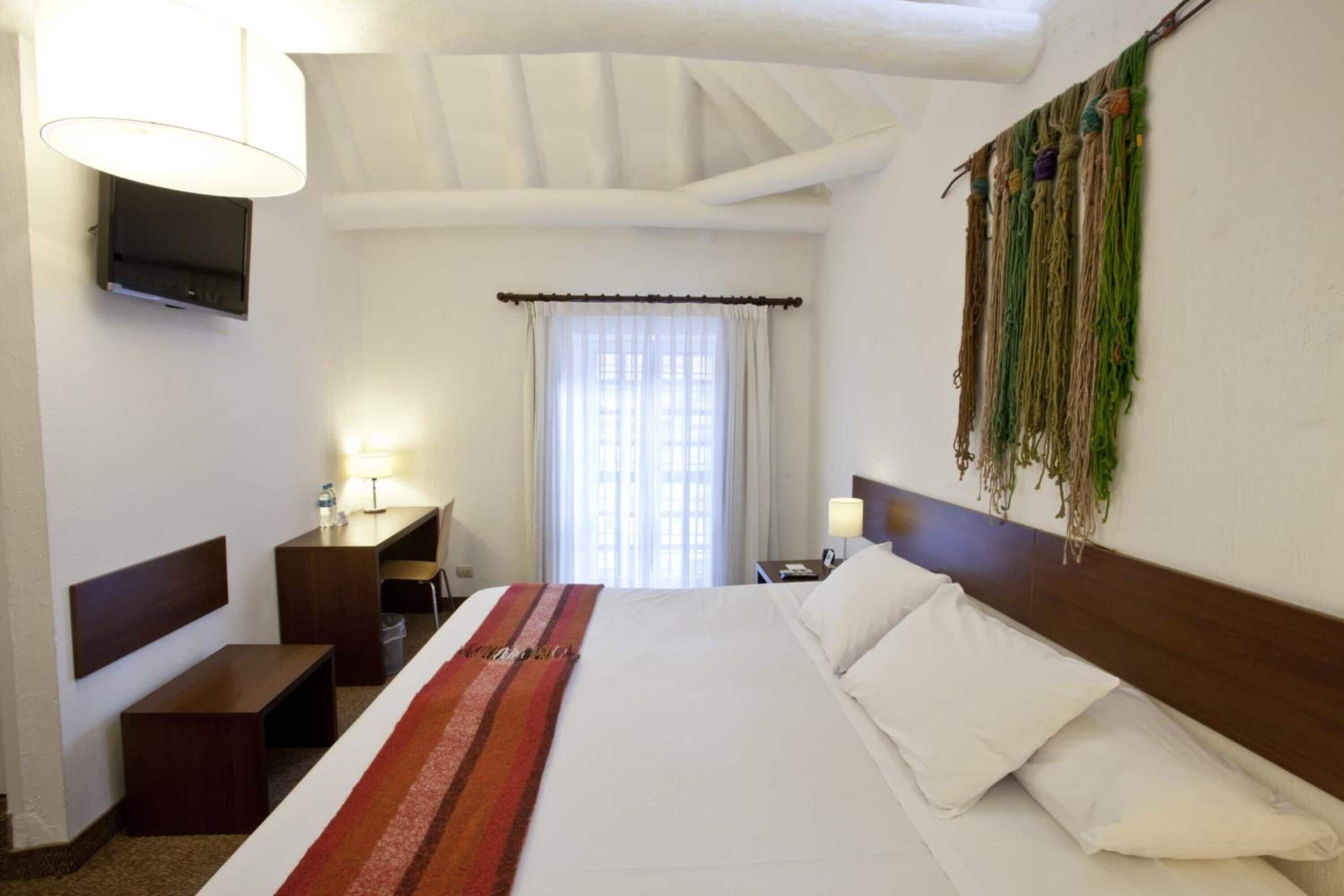 in-room safe, desk, soundproofing, free wifi