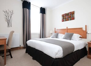 Free WiFi, bed sheets - The City Hotel (Dunfermline)