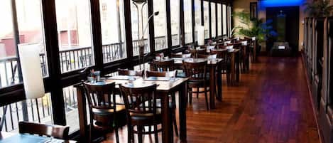 Free daily full breakfast