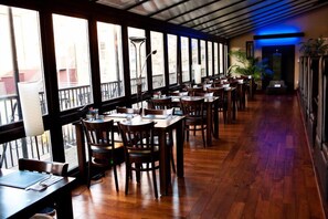 Dagelijks uitgebreid ontbijt inbegrepen