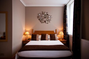 免费 WiFi、床单