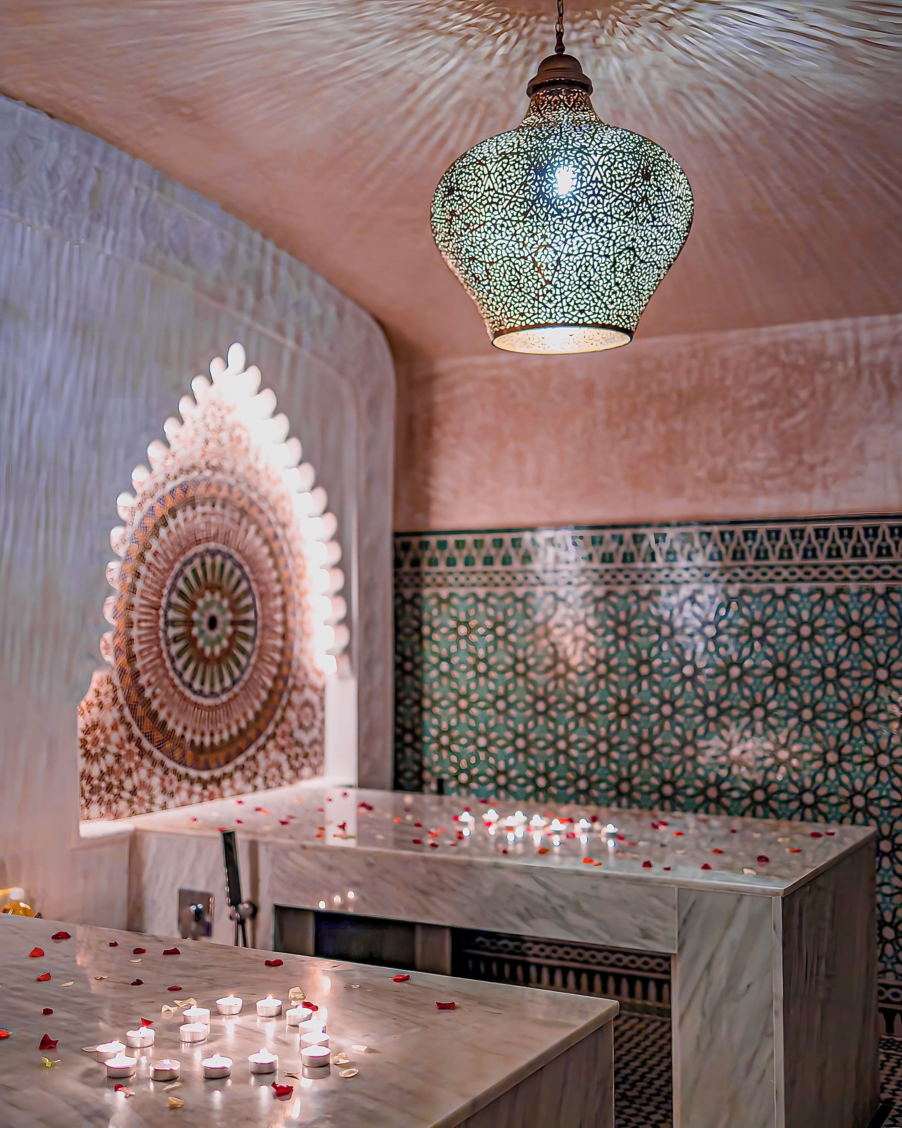 カップル用トリートメントルーム、サウナ、ホットタブ、トルコ風呂 / ハマム、ボディ トリートメント、ハイドロセラピー