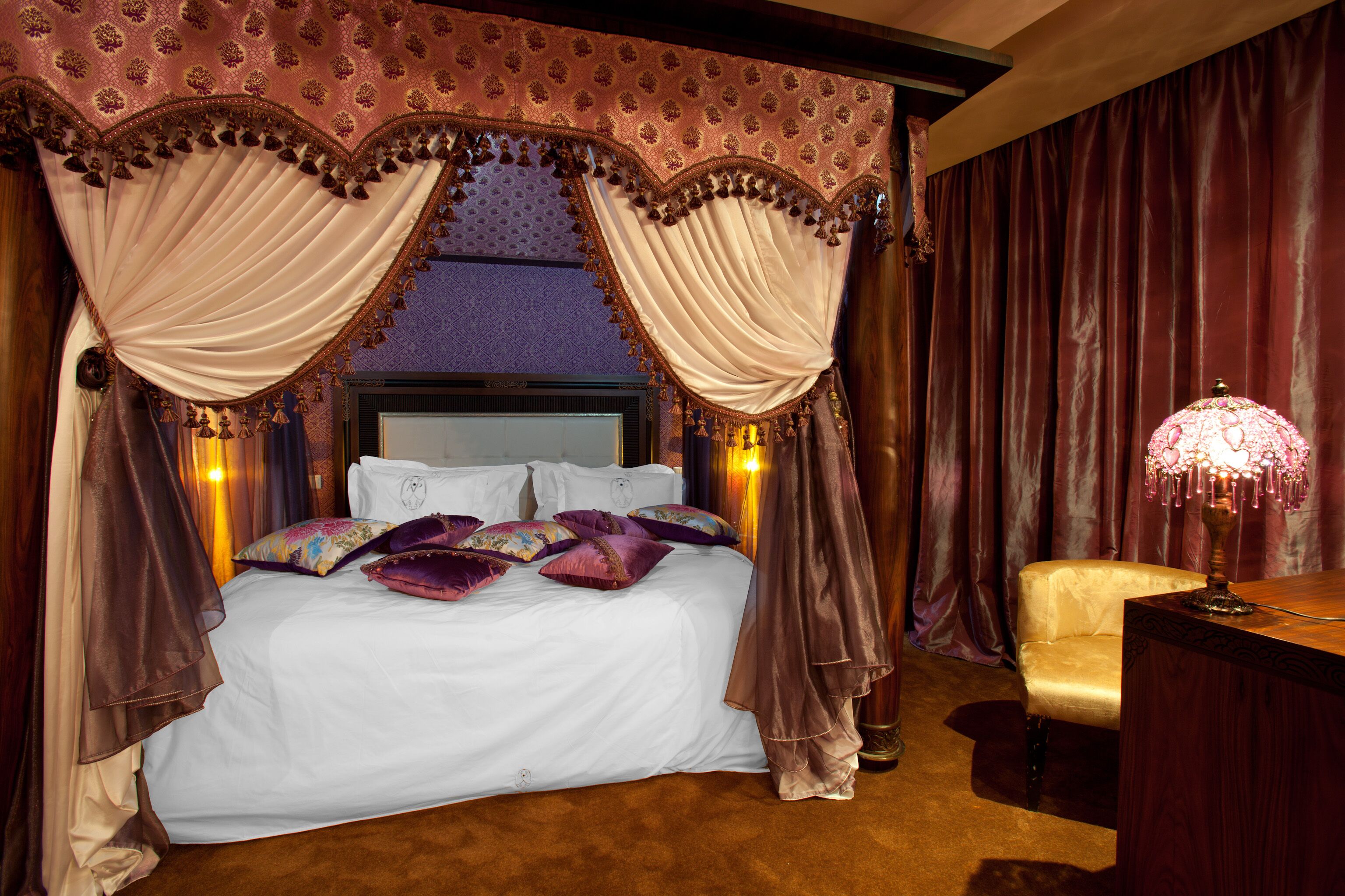 royal suite (single master) | 1 bedroom, hypo-allergenic bedding, memory-foam beds, minibar