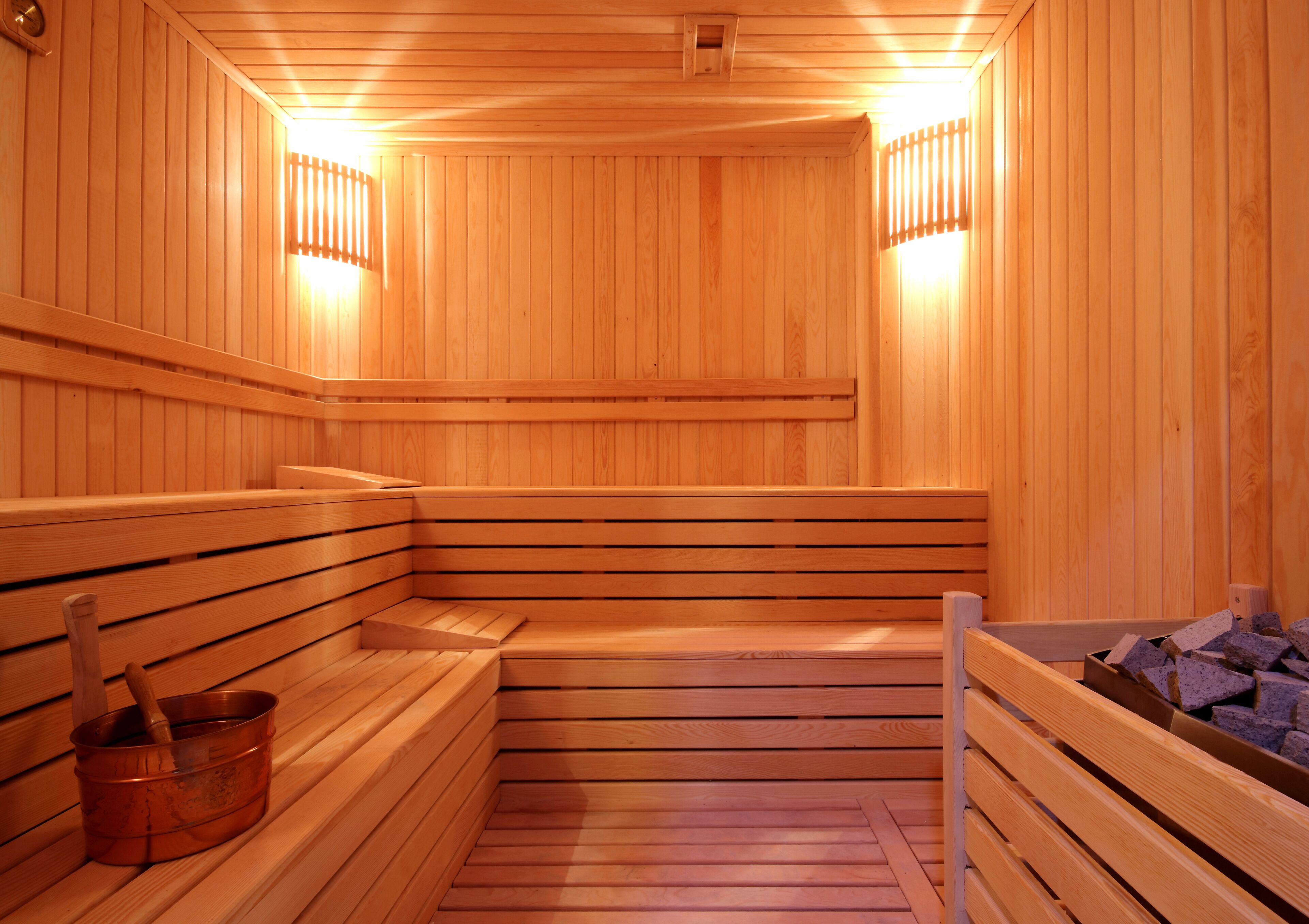 couples treatment room(s), sauna, hot tub, turkish bath/hammam