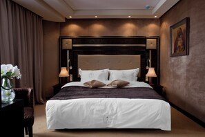 Hypo-allergenic bedding, memory-foam beds, minibar, in-room safe - Hotel Art Palace Suites & Spa (Casablanca)