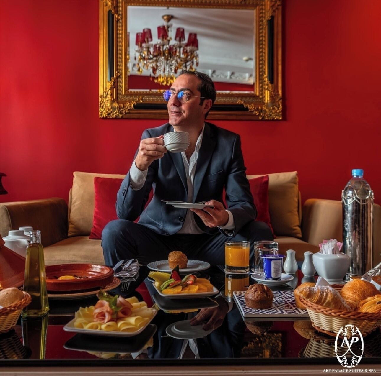 daily continental breakfast (mad 150 per person)