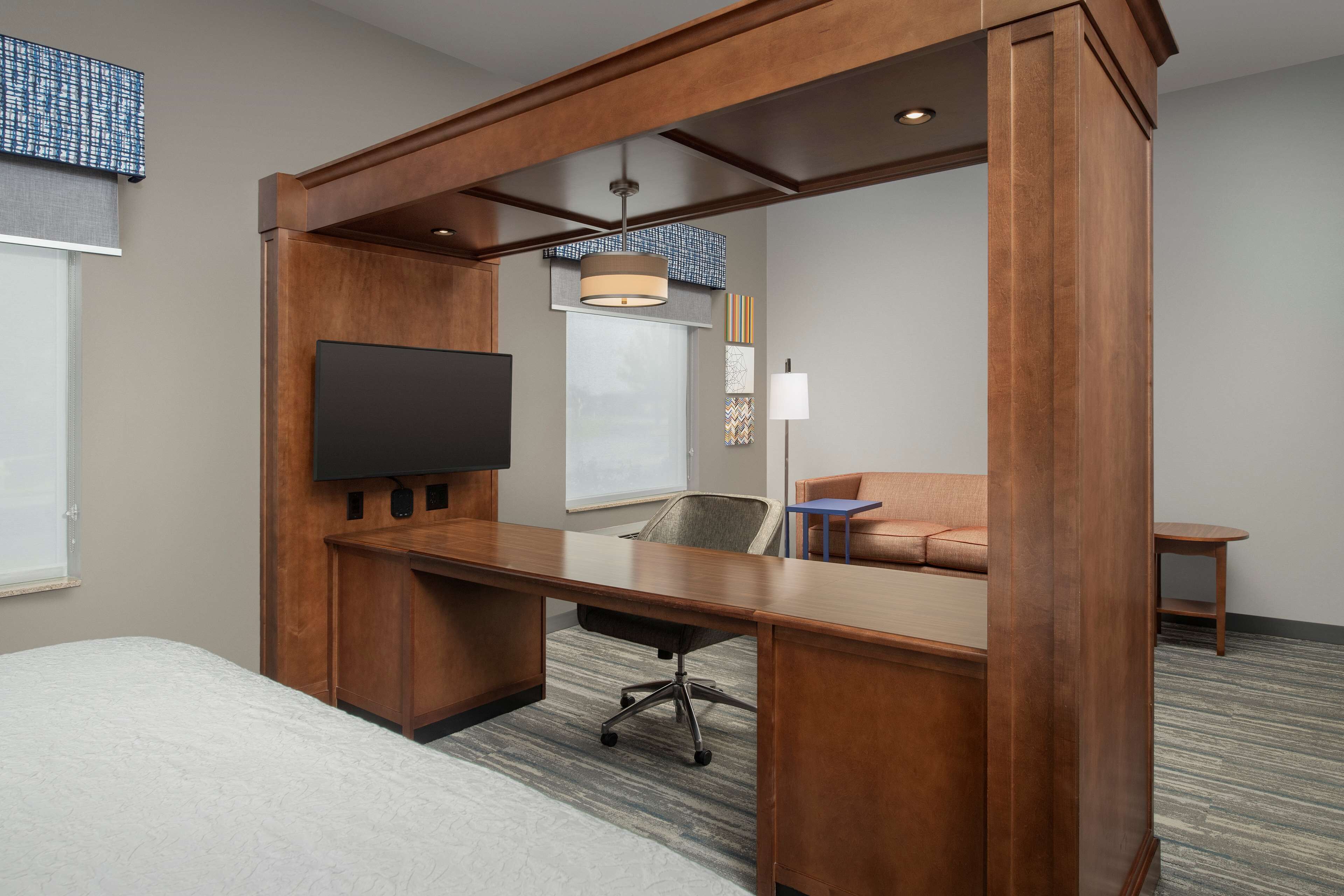 in-room safe, iron/ironing board, wifi, bed sheets