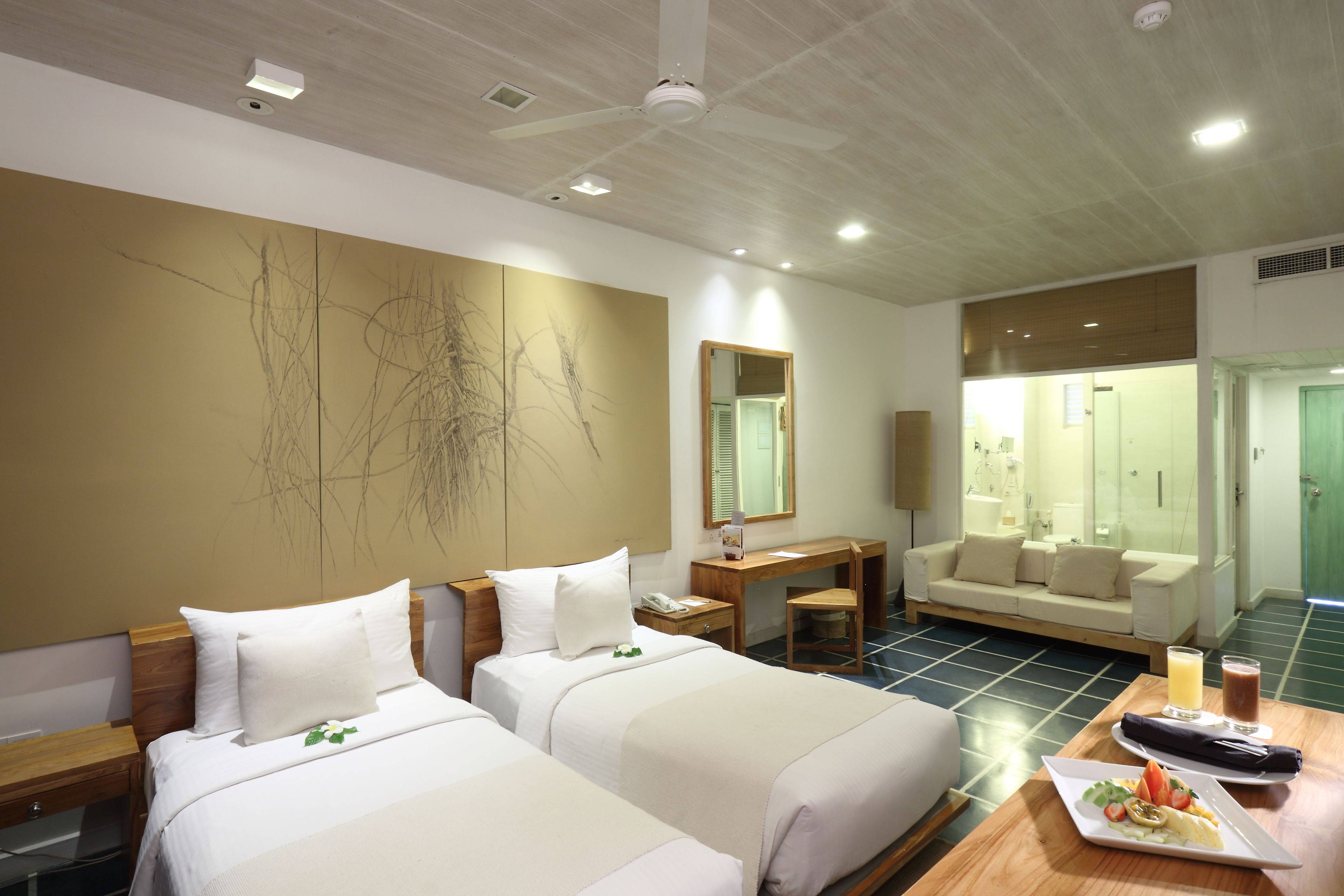 jetwing blue hotel negombo sri lanka