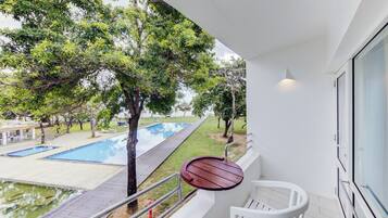 Superior-Zimmer | 1 Schlafzimmer, hochwertige Bettwaren, Zimmersafe, Schreibtisch