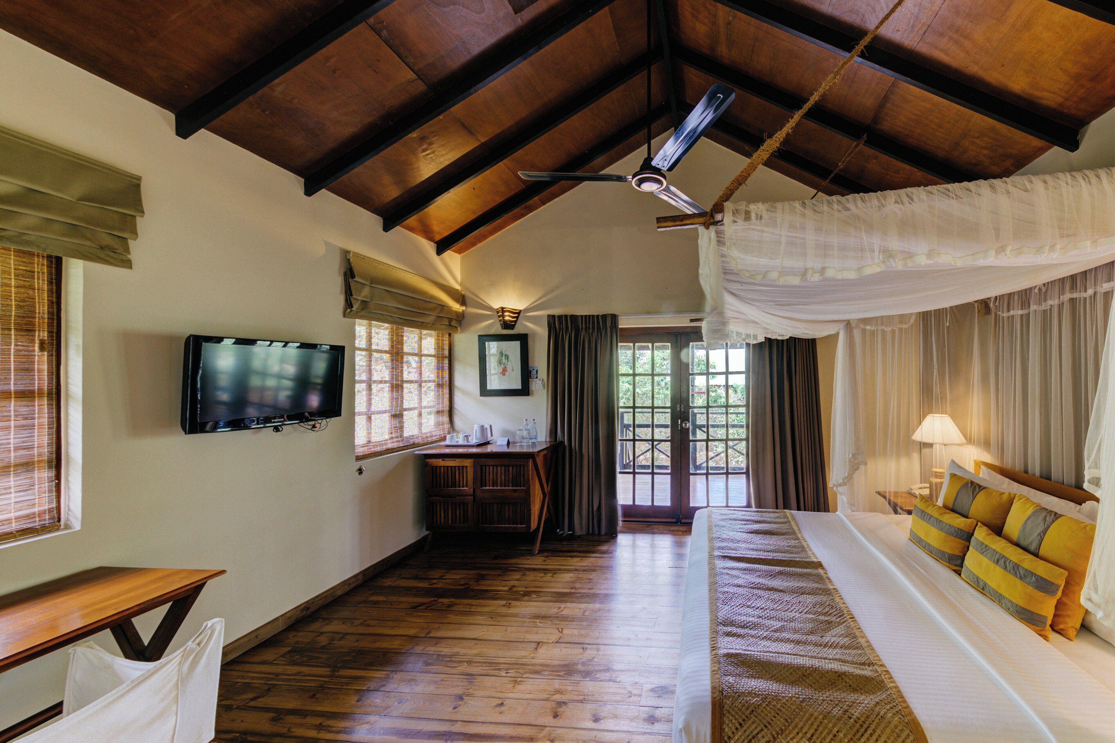 jungle chalet twin | 1 bedroom, egyptian cotton sheets, premium bedding, minibar