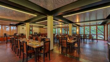 Breakfast, lunch, dinner served; international cuisine, garden views