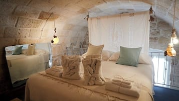 Suite Luxury | 1 camera, copriletto in piuma, materassi a doppio strato