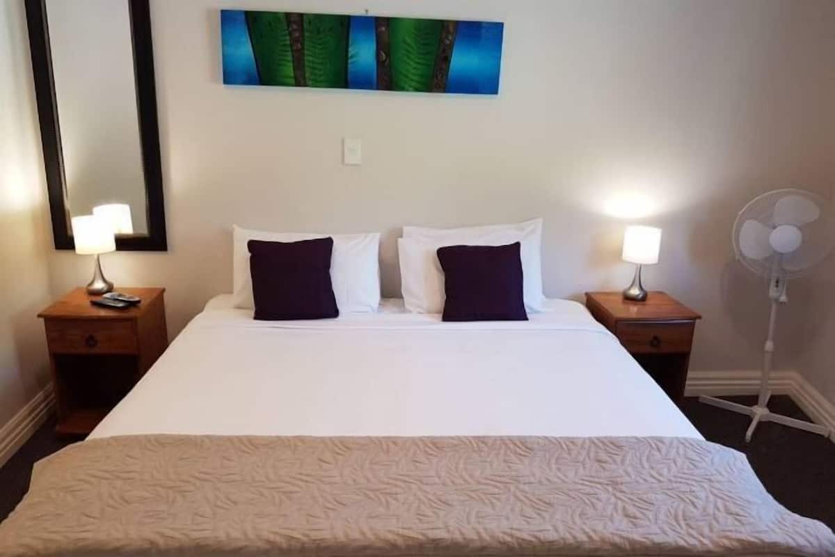 Luxe beddengoed, bedden met traagschuimmatras, individueel gedecoreerd