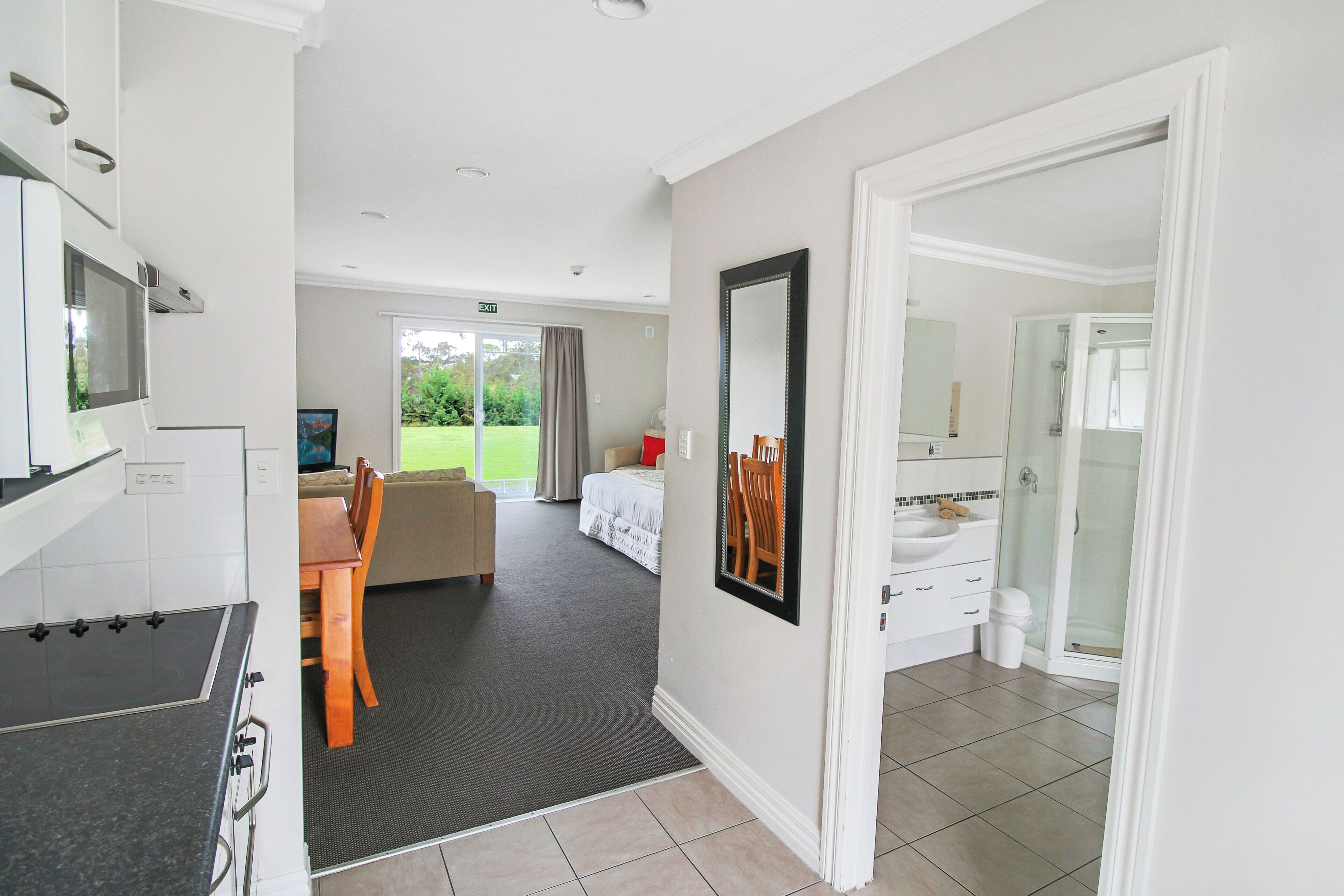 Standard Studio, Jetted Tub, Garden View | Premium bedding, memory foam beds, individually decorated