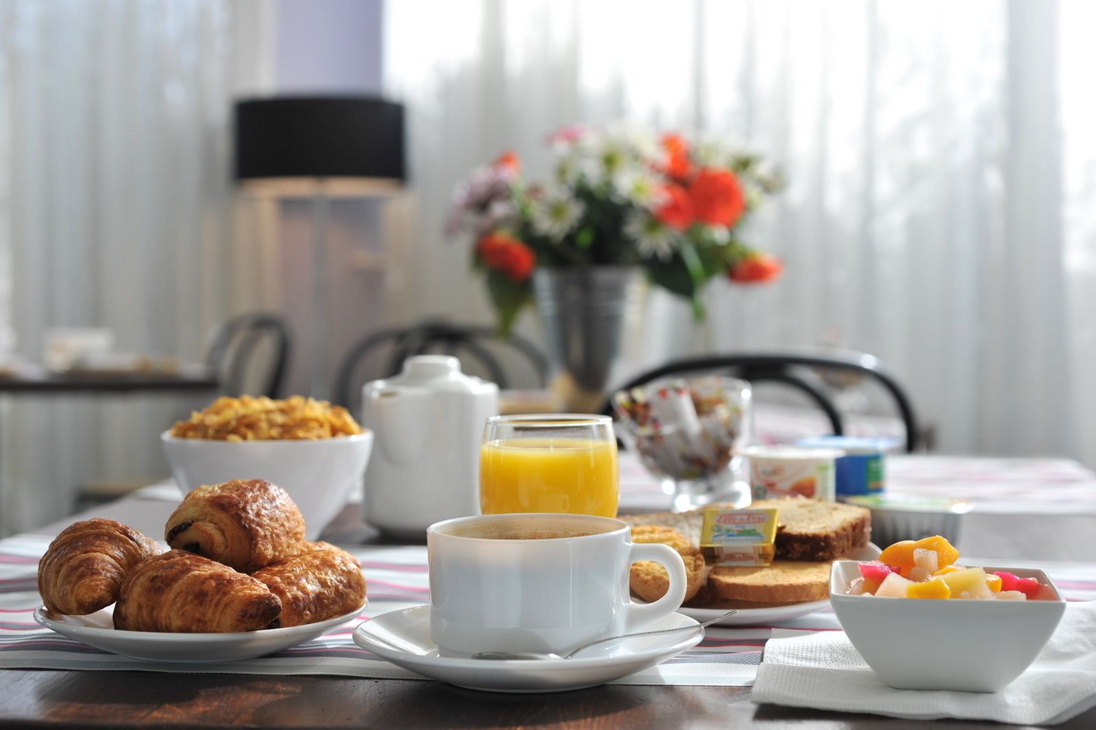 daily buffet breakfast (eur 12 per person)