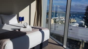 1 bedroom, individually furnished, iron/ironing board, free WiFi