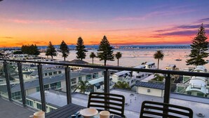 Unclassified image, 4 of 26, button - The Pacific Apartments (Tauranga)