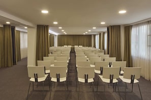 สถานที่จัดงานประชุม