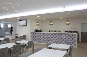 Restaurant - Grace Smart Design Hotel - "Hotel Anjo de Portugal" (Ourem)