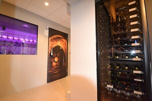 供应晚餐，地区菜