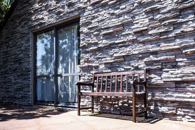 298 Westside Motor Lodge