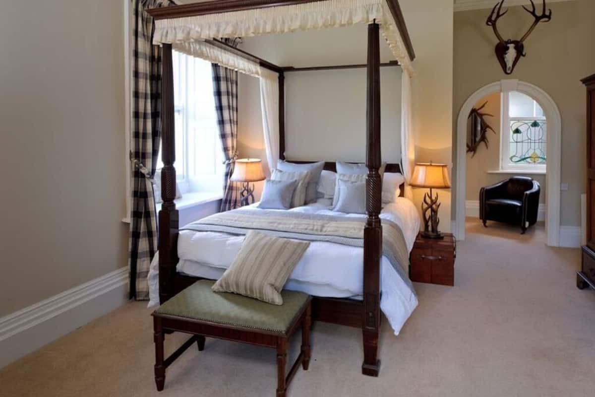 hypo-allergenic bedding, individually decorated, individually furnished