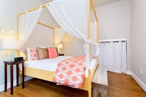 NO. 3 Travel Suite | Premium bedding, individually decorated, individually furnished - Boise Guest House (Boise)
