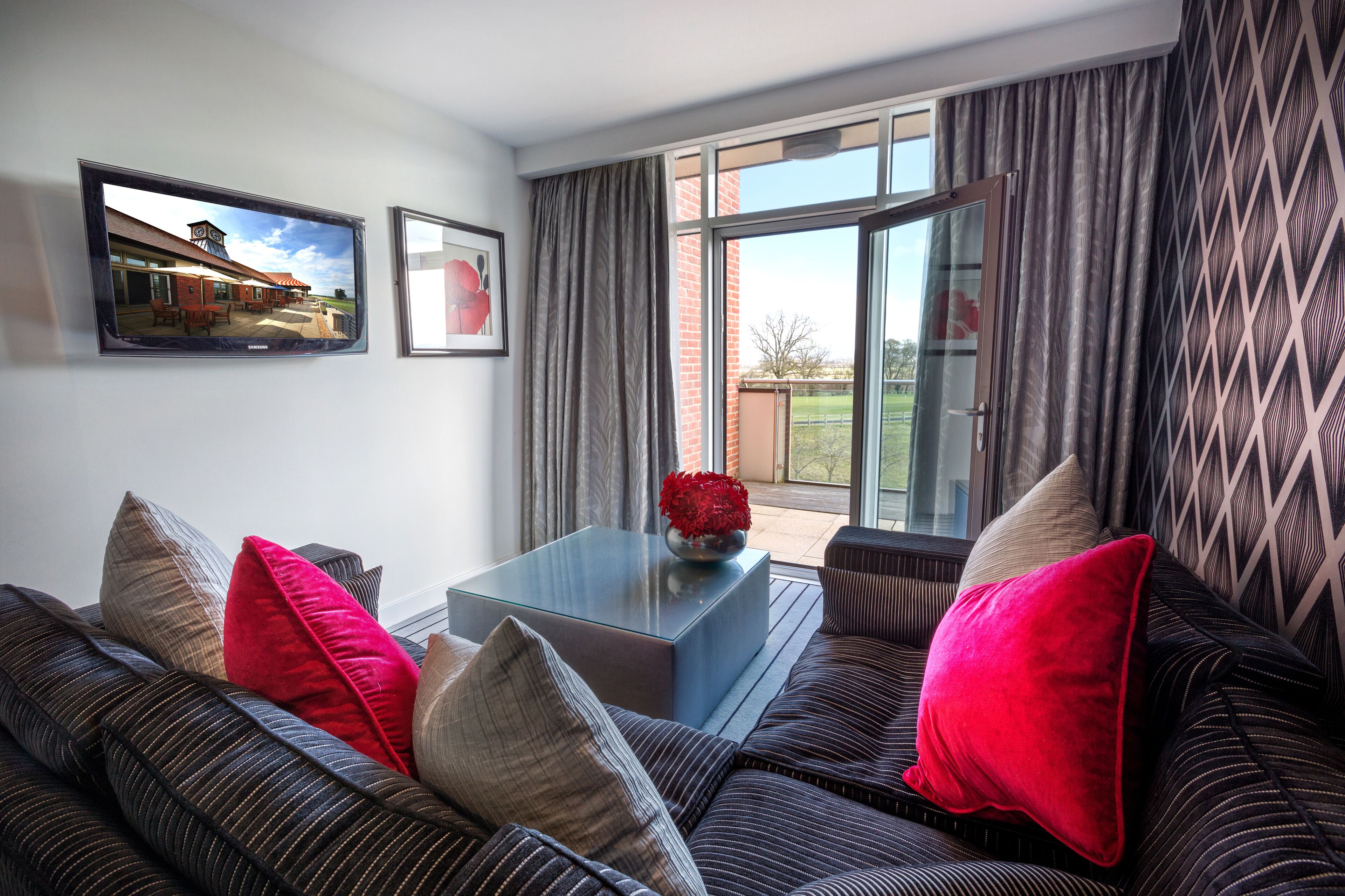 suite | egyptian cotton sheets, premium bedding, pillow-top beds, in-room safe