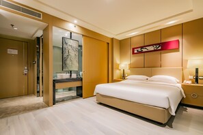 View from room - Ramada by Wyndham Xian Bell Tower (Xi'an)