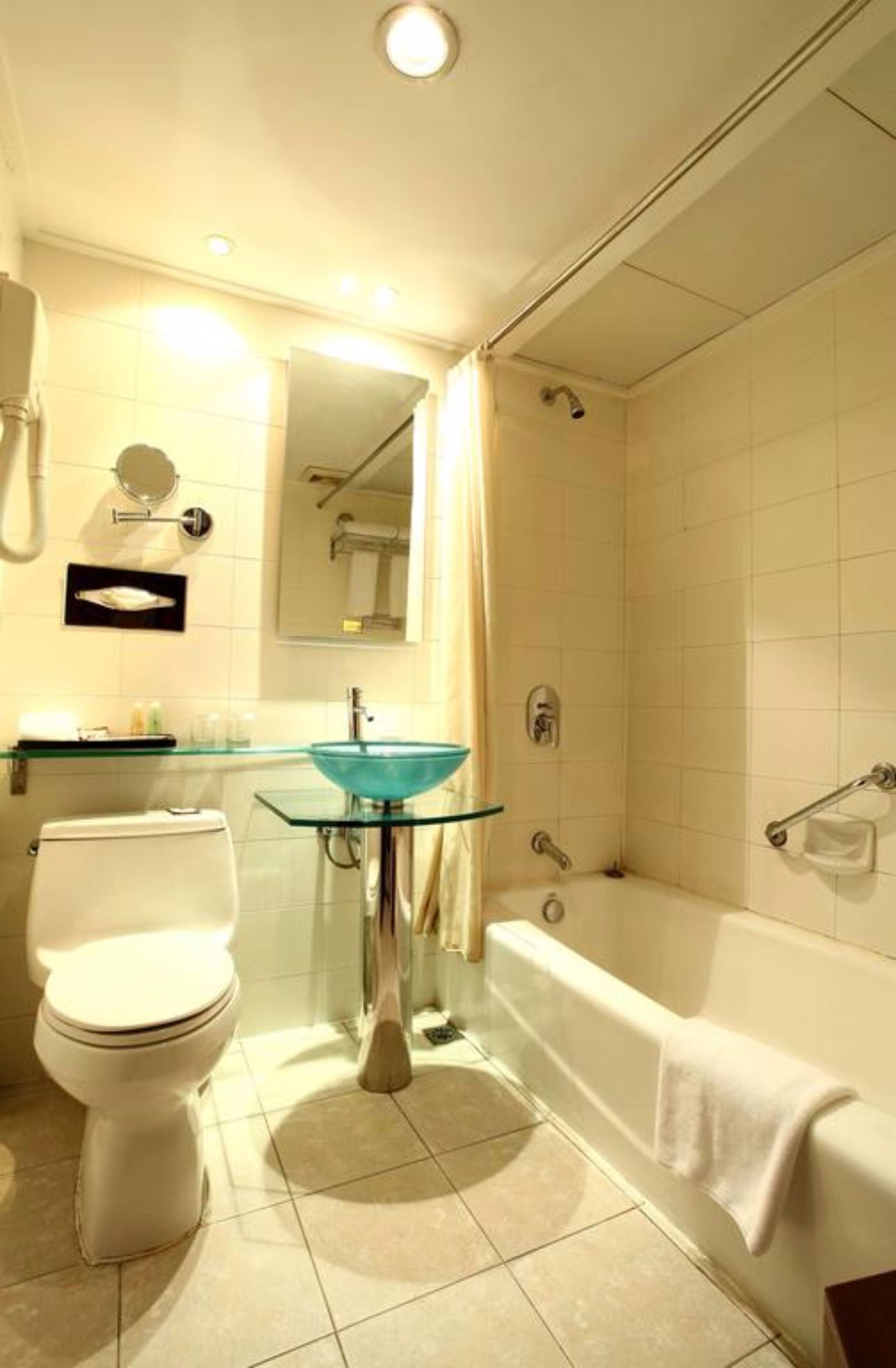 shower, free toiletries, hair dryer, bathrobes