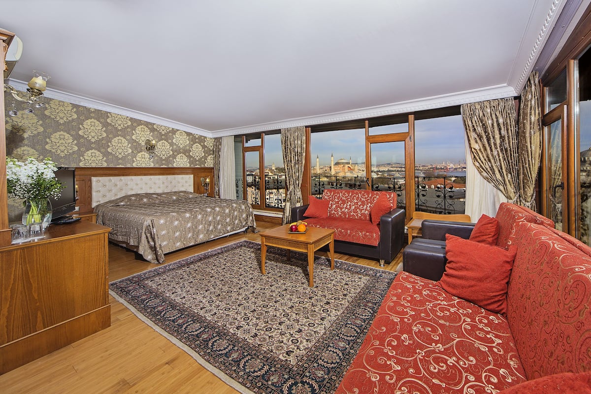 1 quarto, roupas de cama premium, frigobar, cofres nos quartos