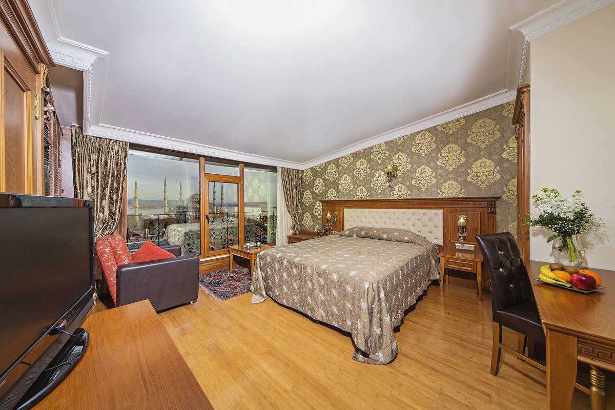 Ropa de cama de alta calidad y minibar