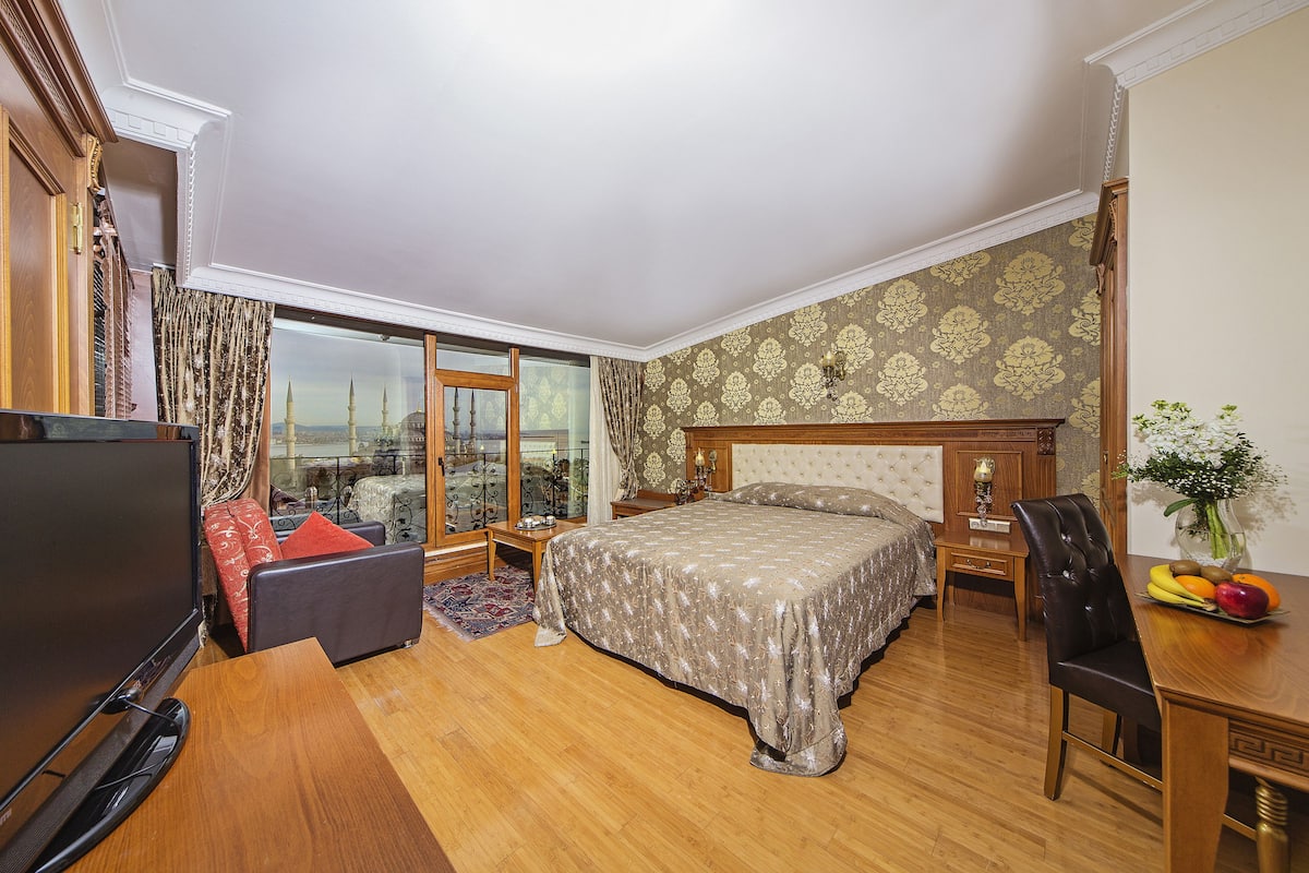 1 quarto, roupas de cama premium, frigobar, cofres nos quartos