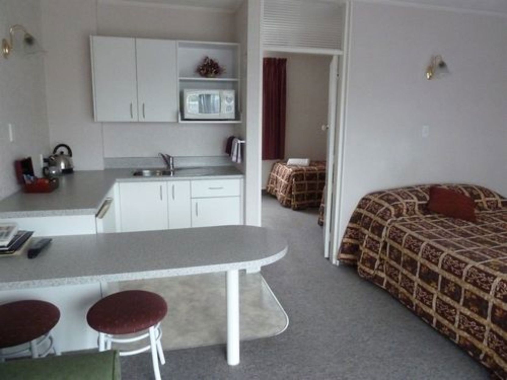 Desk, iron/ironing board, free WiFi, bed sheets