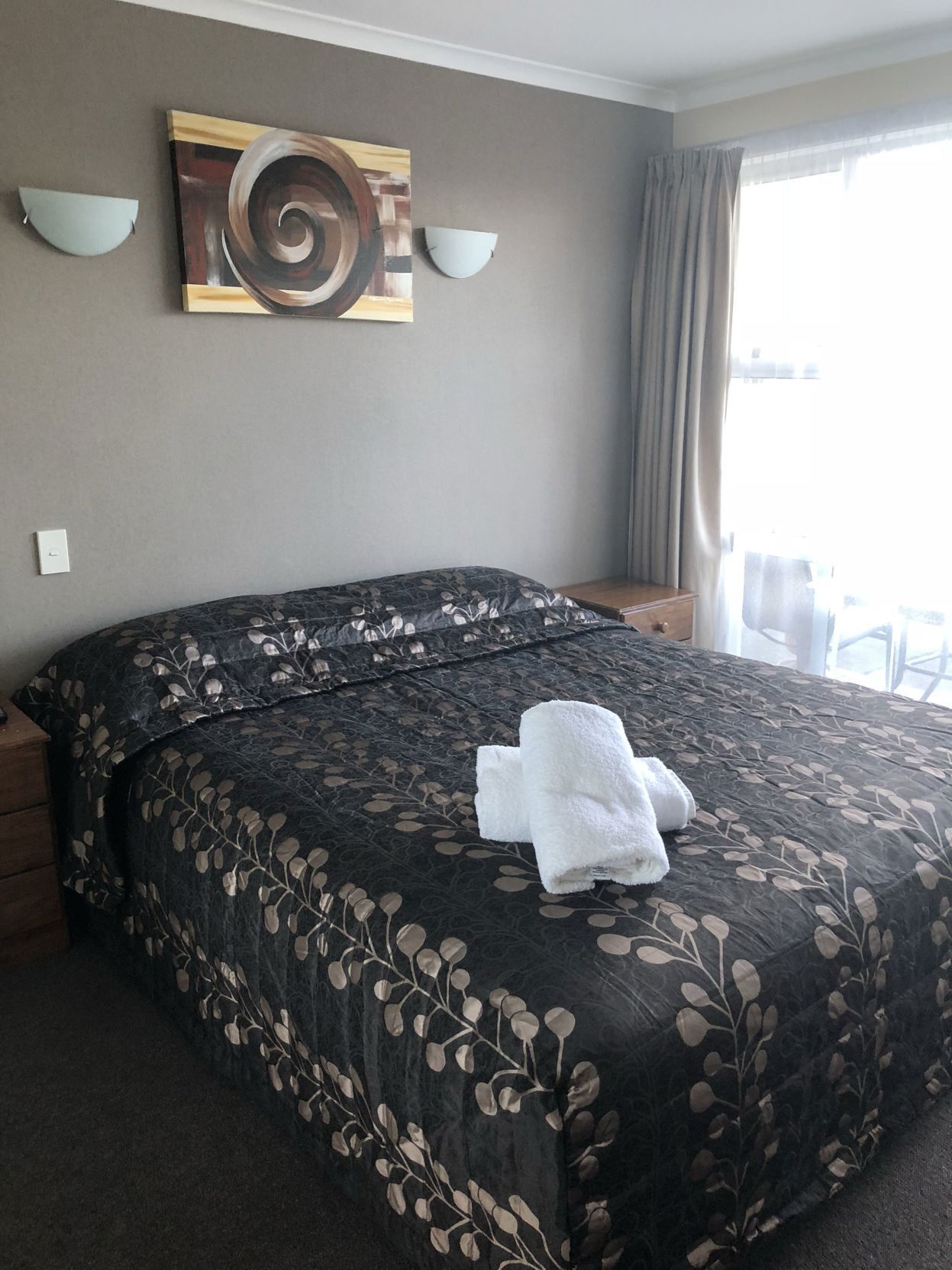 Desk, iron/ironing board, free WiFi, bed sheets