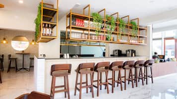 Bar (en el alojamiento)