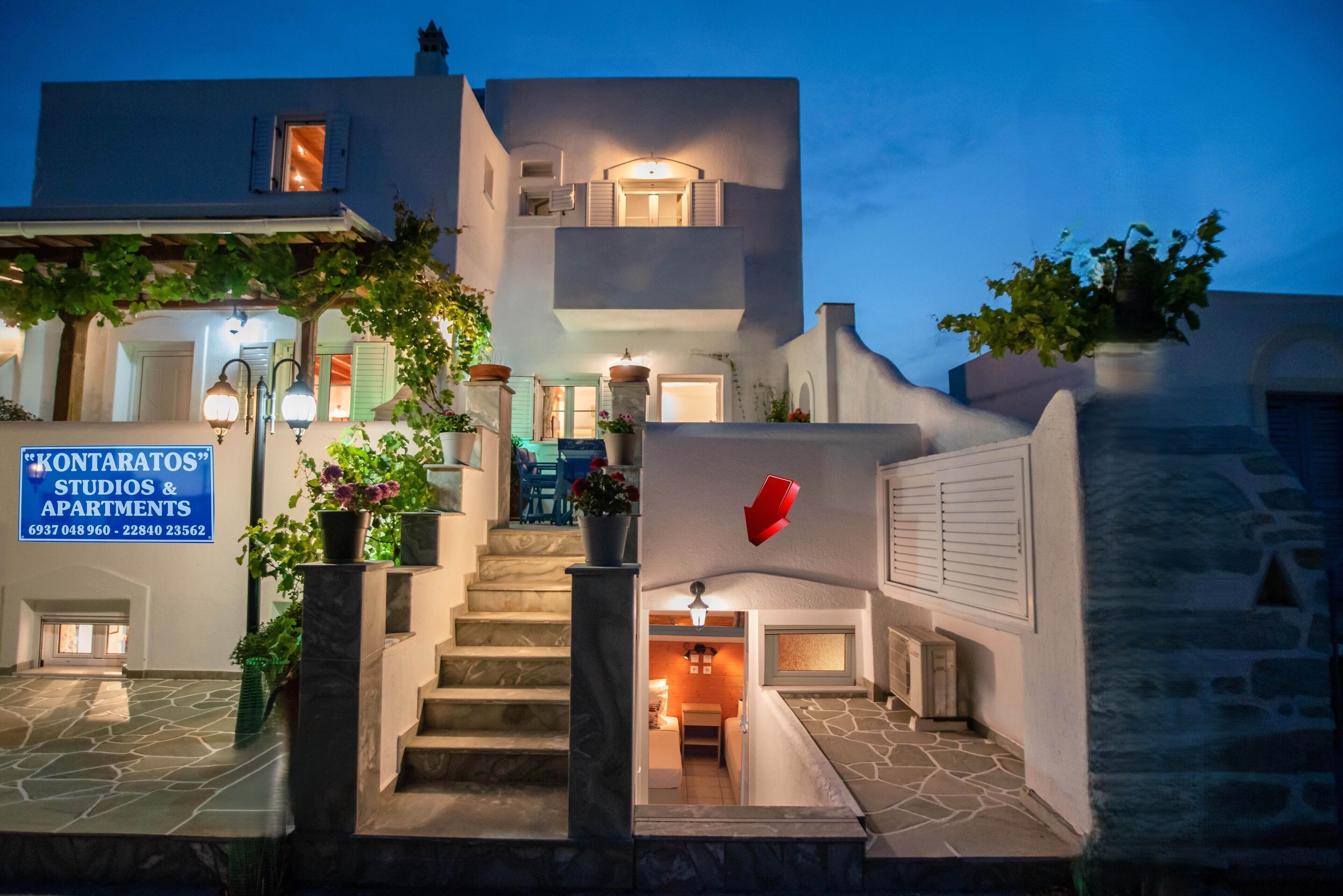 Departamento familiar, 2 habitaciones, para no fumadores, 2 baños (5-6 adults, Semi-basement) | Decoración personalizada, muebles diferentes y wifi gratis 