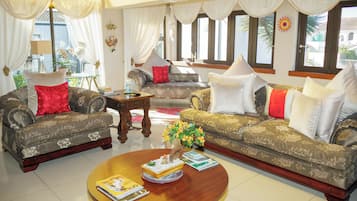 Sala de estar en el lobby