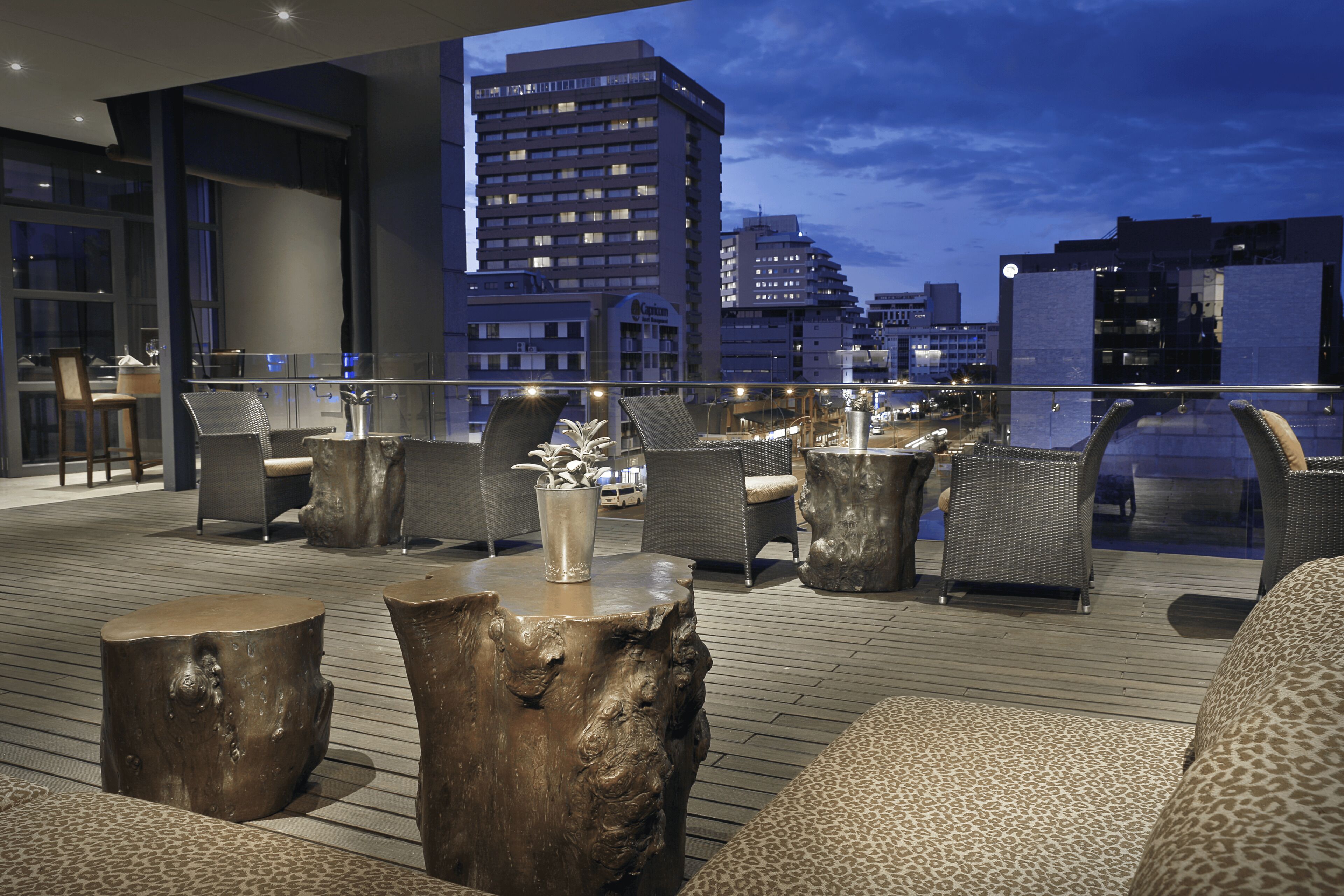 Huone | Terassi/patio