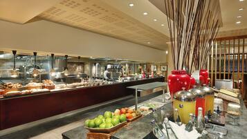 Colazione completa, servita tutte le mattine (285 NAD a persona)