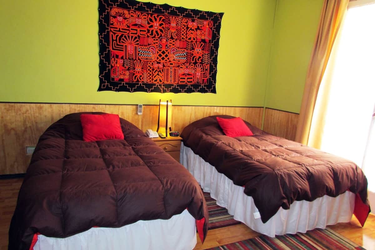 Superior Twin Room | In-room safe, desk, iron/ironing board (on request)