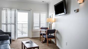 In-room safe, desk, laptop workspace, iron/ironing board