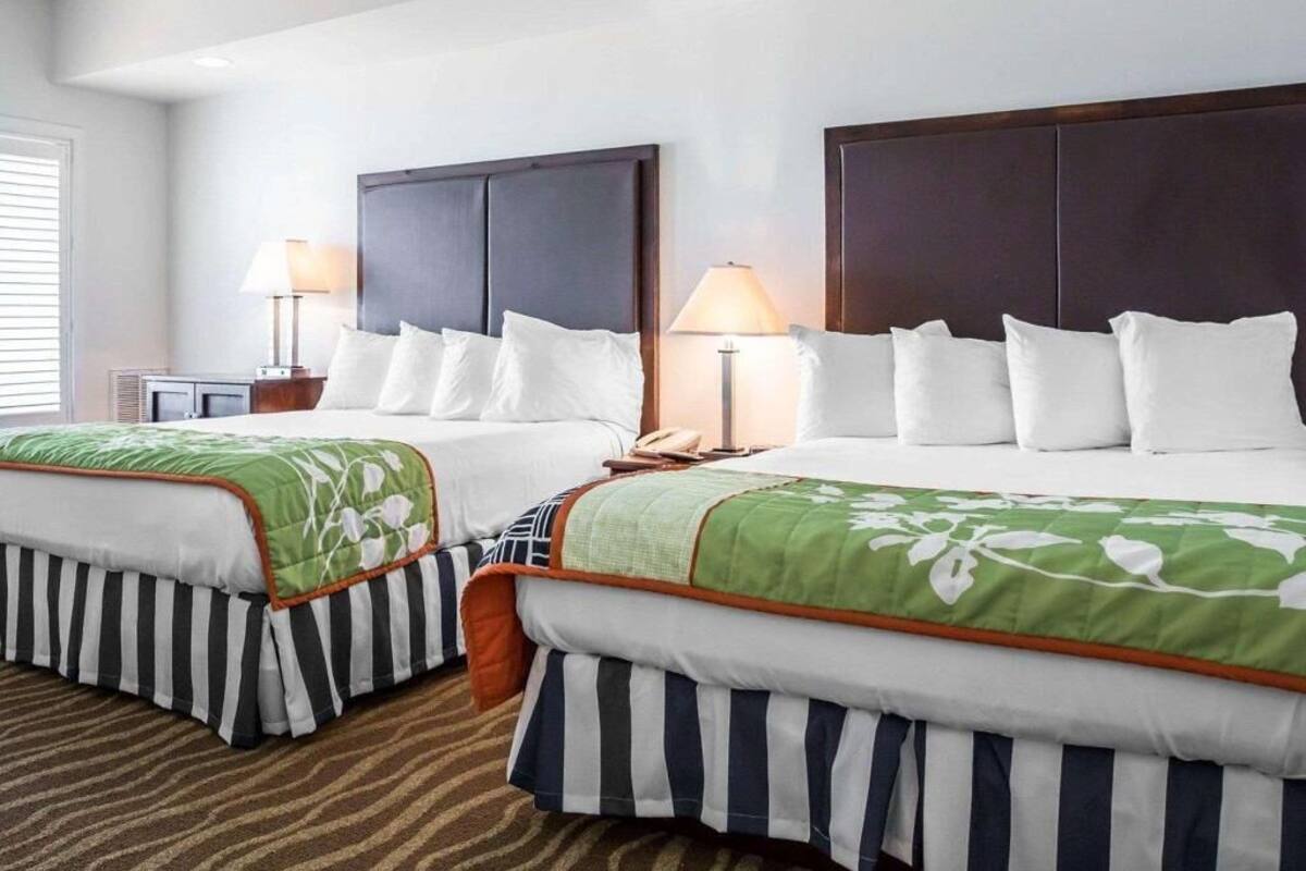 In-room safe, desk, laptop workspace, iron/ironing board