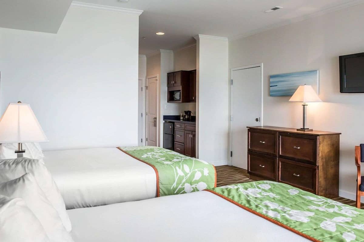 In-room safe, desk, laptop workspace, iron/ironing board