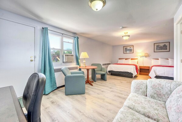 40-inch TV with cable channels