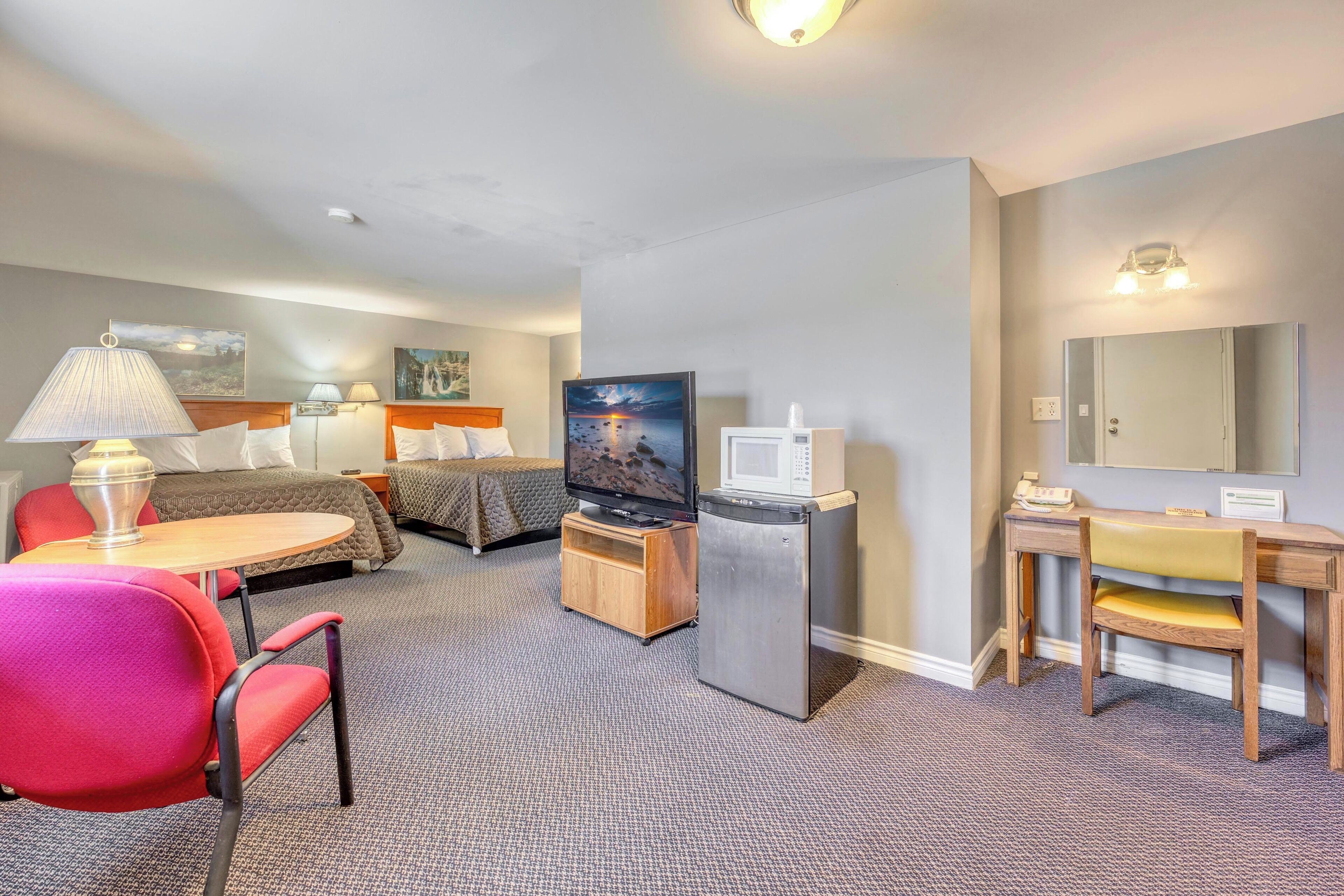 Deluxe Double Room, 2 Queen Beds, Non Smoking, Bathtub | Egyptian cotton sheets, premium bedding, down comforters