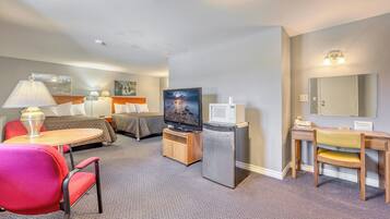 Quarto casal luxo, 2 camas Queen, para não fumantes, banheira | Roupas de cama de algodão egípcio, roupas de cama premium