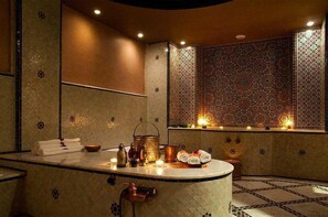 Sauna, hammam, hammam, soins corporels, enveloppements corporels
