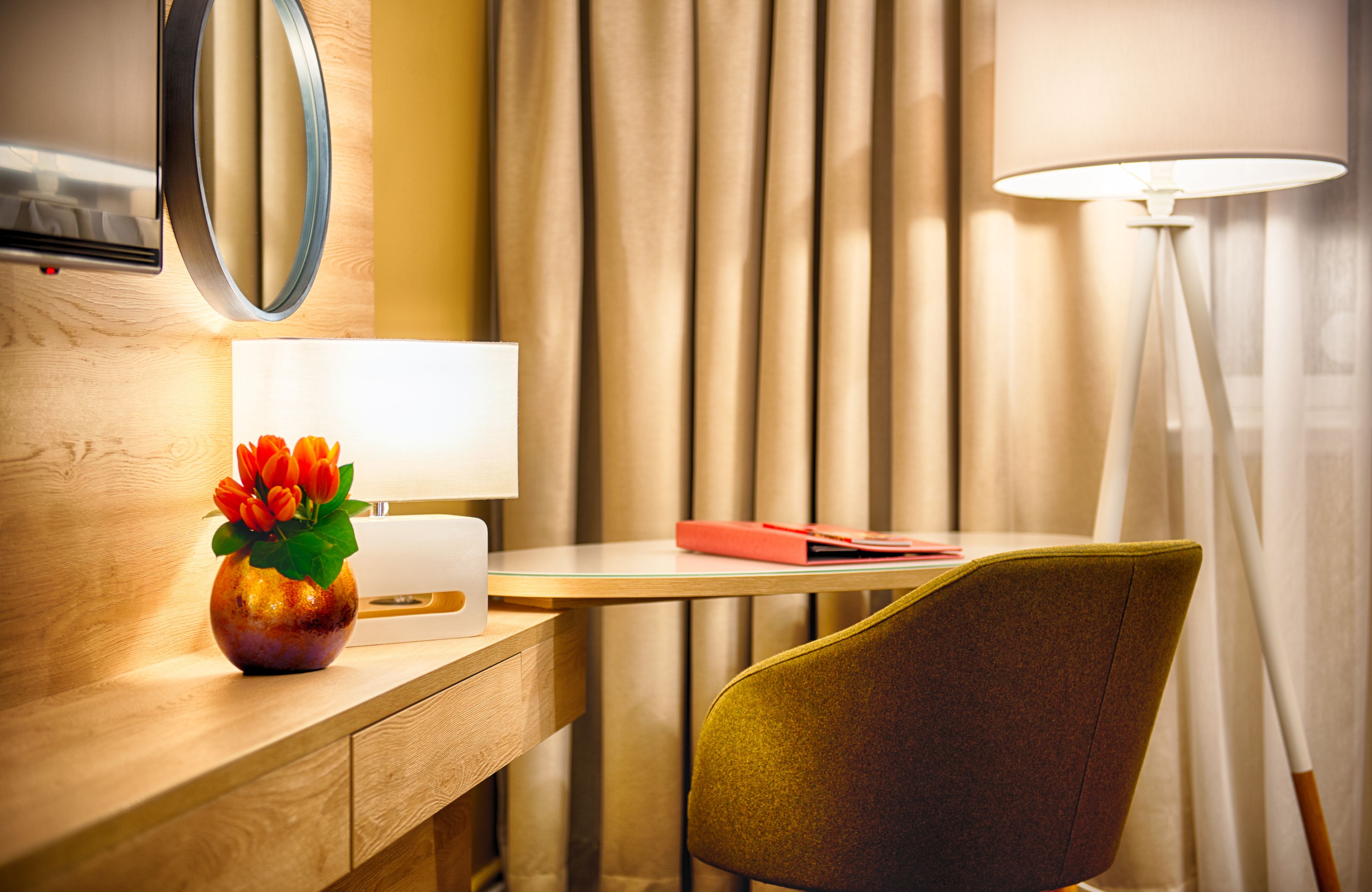 executive double with sofa | in-room safe, desk, blackout curtains, iron/ironing board