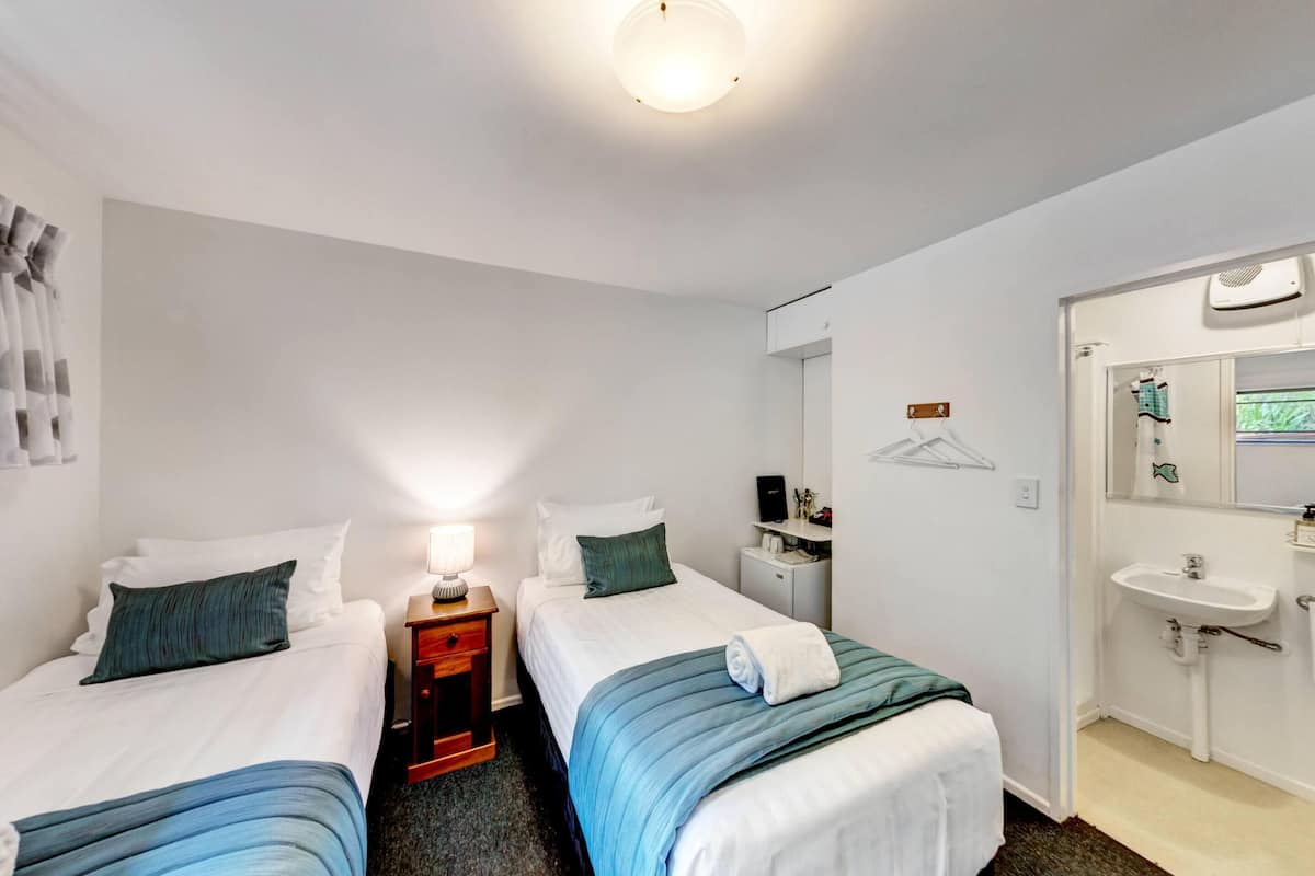 shearwater room | 1 bedroom, iron/ironing board, free wifi, bed sheets